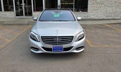 2015 Mercedes-Benz S-Class S550