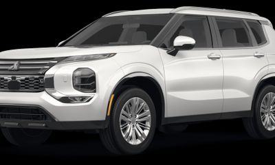 2022 Mitsubishi Outlander ES