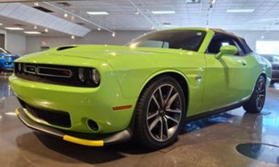 2023 Dodge Challenger SXT