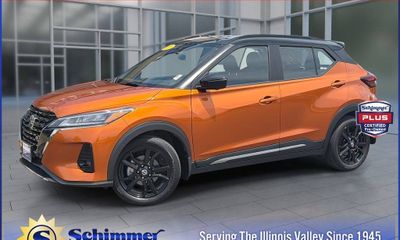 2021 Nissan Kicks SR