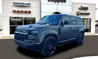 2024 Land Rover Defender 110 Carpathian Edition