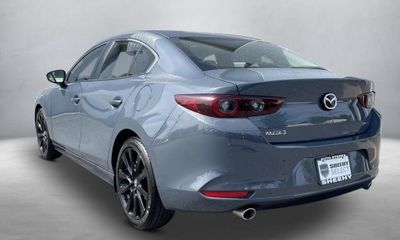 2022 Mazda MAZDA3 Preferred Package