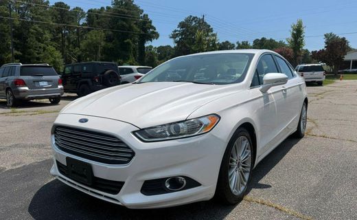 2015 Ford Fusion SE