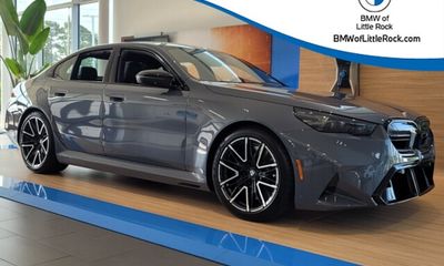 2026 BMW M5