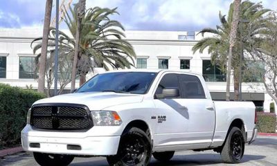 2020 Ram 1500 SLT