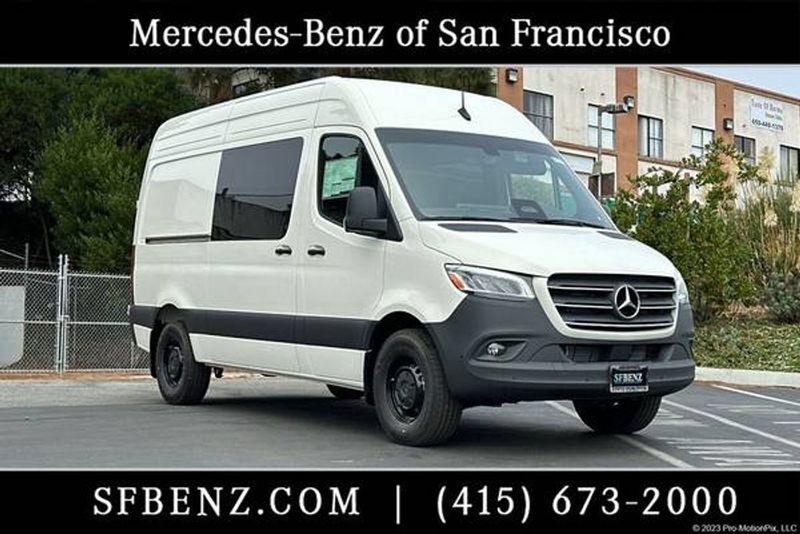 2025 Mercedes-Benz Sprinter — a typically priced live listing