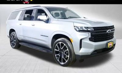 2024 Chevrolet Suburban RST