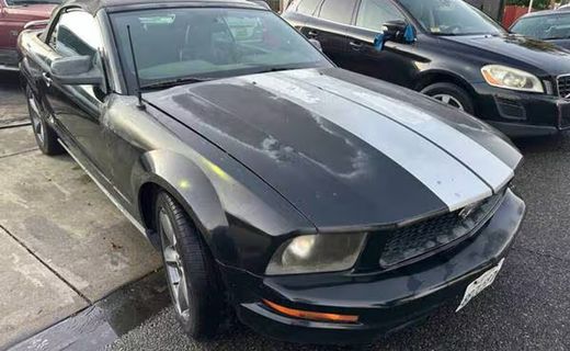 2005 Ford Mustang