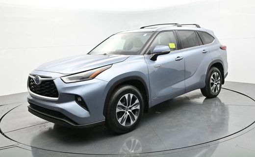 2021 Toyota Highlander XLE NAV