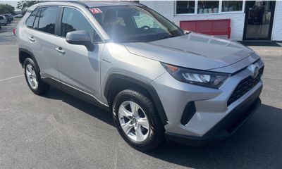 2021 Toyota RAV4 LE HV