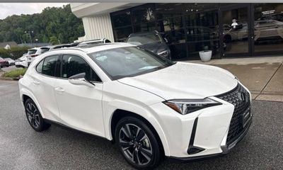 2025 Lexus UX 300H