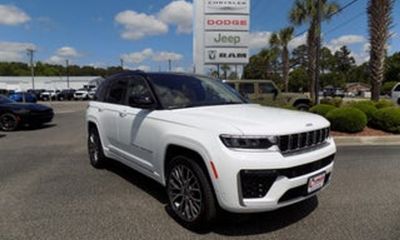 2026 Jeep Grand Cherokee Summit