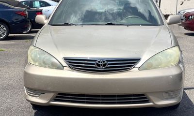 2006 Toyota Camry LE V6