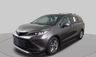 2024 Toyota Sienna Limited