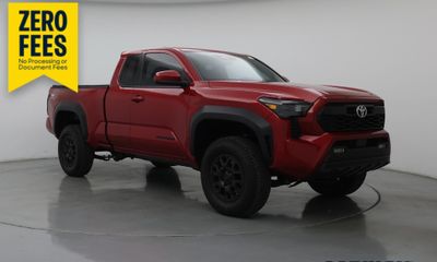 2025 Toyota Tacoma SR5 Xtracab