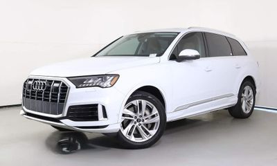 2023 Audi Q7 Quattro Premium
