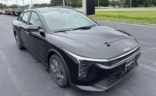 2026 Kia K4