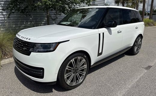 2026 Land Rover Range SE