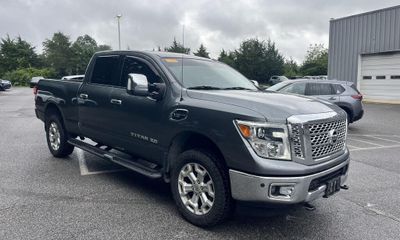 2017 Nissan Titan XD SL