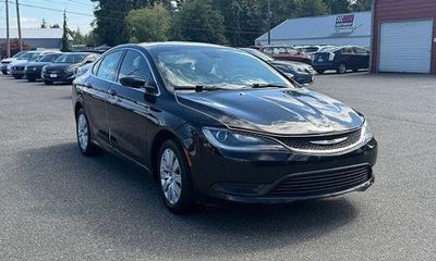 2015 Chrysler 200 LX