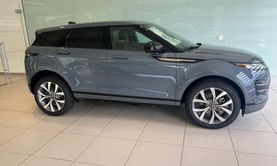 2023 Land Rover Range Evoque SE