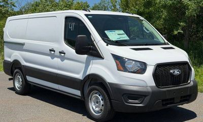 2026 Ford Transit LOW Roof