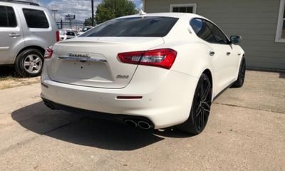 2018 Maserati Ghibli Base