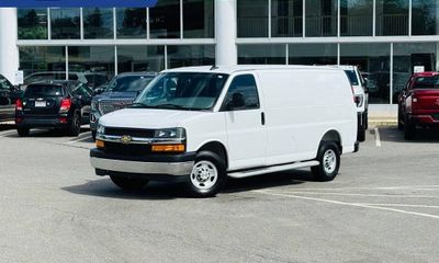 2025 Chevrolet Express 2500