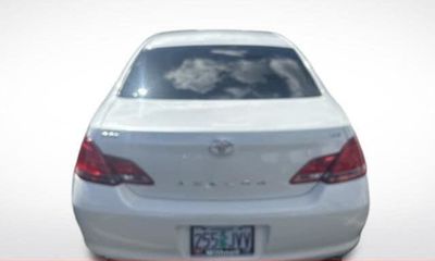 2005 Toyota Avalon XLS