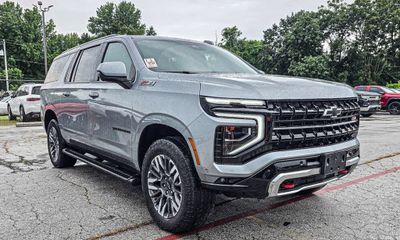2025 Chevrolet Suburban Z71