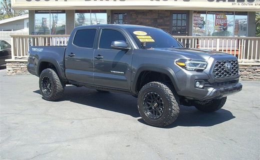 2020 Toyota Tacoma SR5