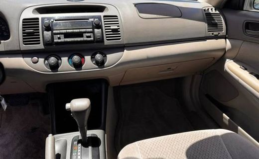 2003 Toyota Camry LE