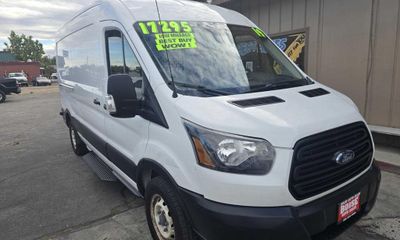 2019 Ford Transit 150 Medium Roof