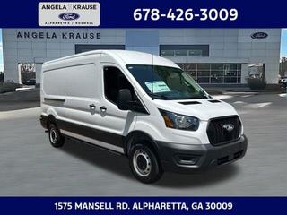2026 Ford Transit Medium Roof