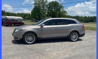 2019 Lincoln MKT Base FOR Sale