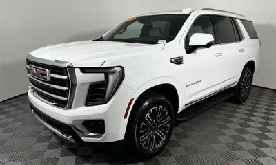 2025 GMC Yukon Elevation