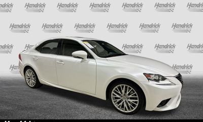 2016 Lexus IS 300