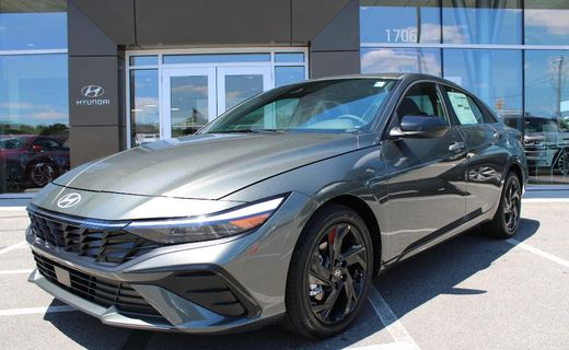 2026 Hyundai Elantra SEL Sport Premium