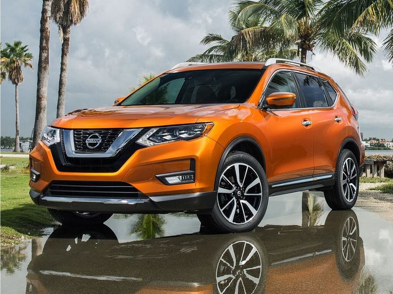 2017 Nissan Rogue — a typically priced live listing