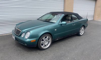 1999 Mercedes-Benz CLK-Class CLK320