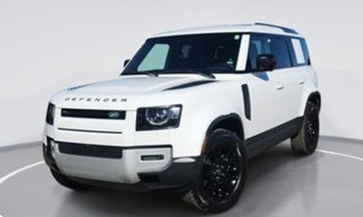 2024 Land Rover Defender 130 Outbound