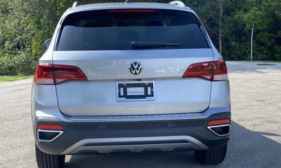 2023 Volkswagen Taos SE