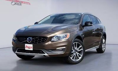 2018 Volvo V60CC Premier