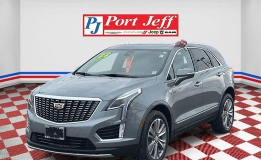 2022 Cadillac XT5 Premium Luxury