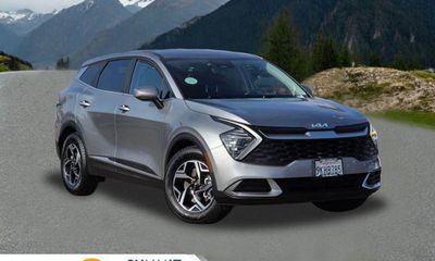 2024 Kia Sportage LX
