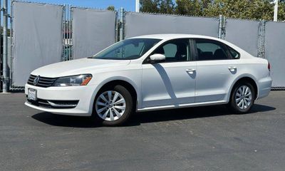 2013 Volkswagen Passat Trendline