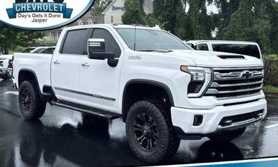 2024 Chevrolet Silverado HD High Country
