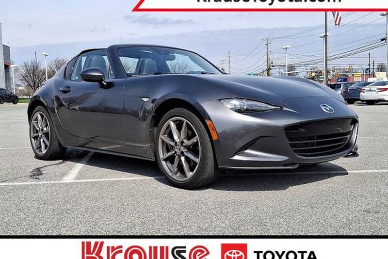 2023 Mazda MX-5 — a typically priced live listing