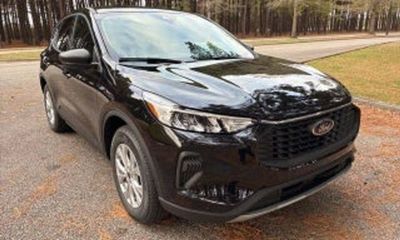 2025 Ford Escape ST Line