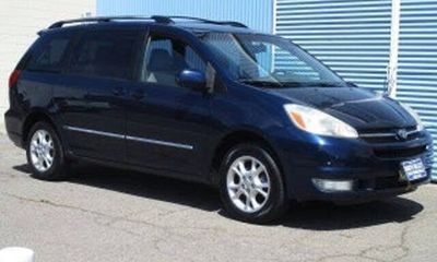 2005 Toyota Sienna LE